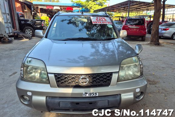 Nissan X-Trail in Beige for Sale Image 5