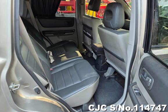 Nissan X-Trail in Beige for Sale Image 8