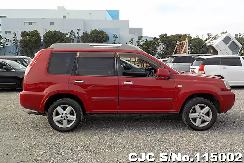 Nissan X-Trail in Red for Sale Image 6