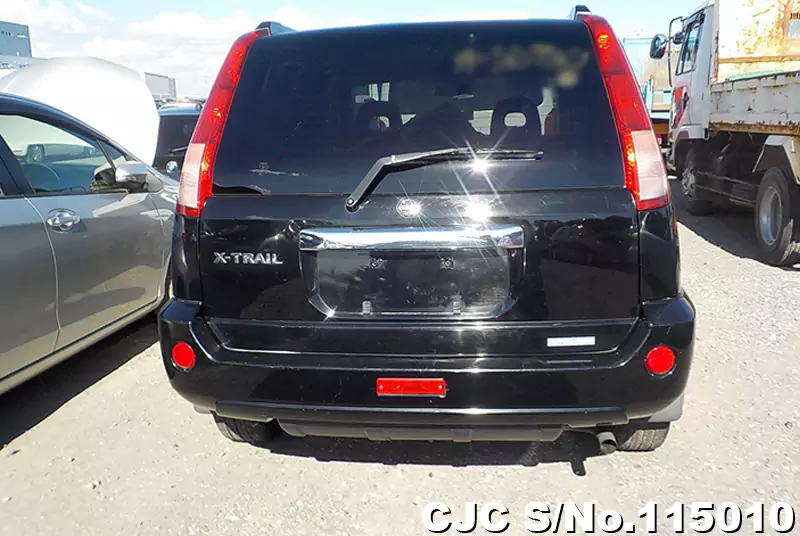 Nissan X-Trail in Black for Sale Image 5