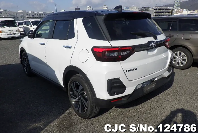 Toyota Raize in White for Sale Image 1