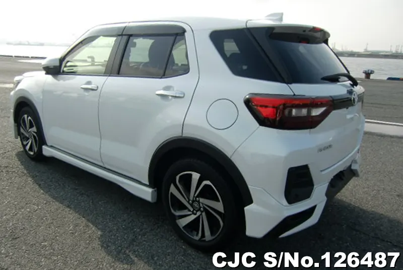 Toyota Raize in Pearl for Sale Image 1