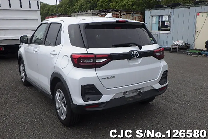 Toyota Raize in White for Sale Image 1