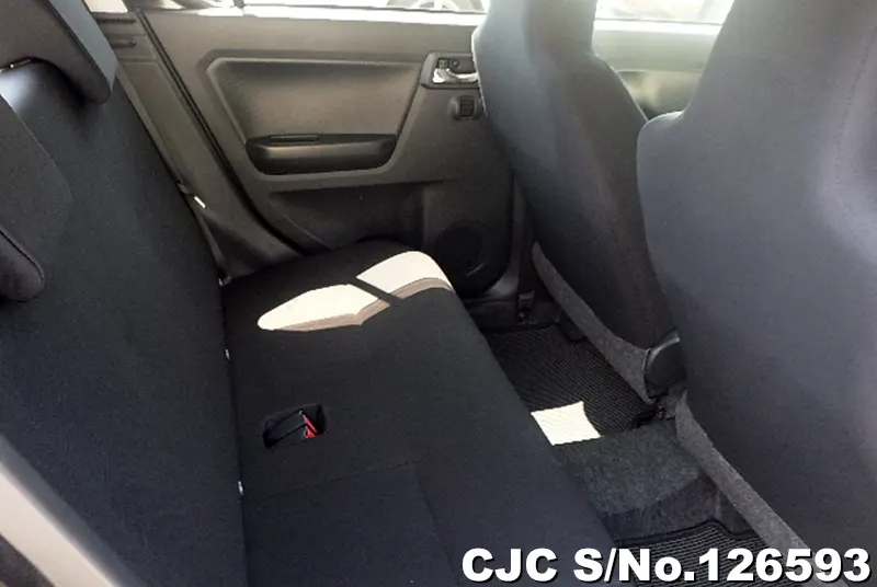 Daihatsu Mira E:S in Black for Sale Image 7