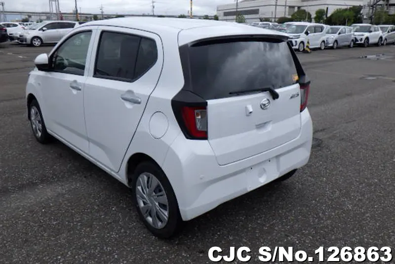 Daihatsu Mira E:S in Pearl for Sale Image 1