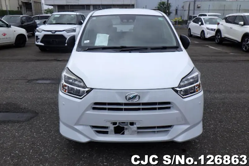 Daihatsu Mira E:S in Pearl for Sale Image 4