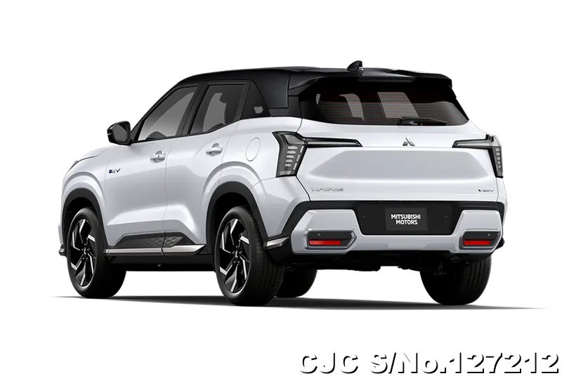 Mitsubishi Xfroce in White Diamond 2 Tone for Sale Image 1