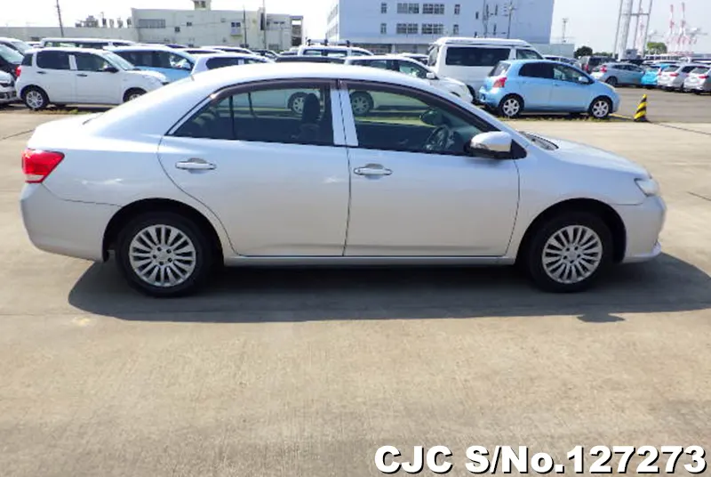 Toyota Allion in Silver for Sale Image 6