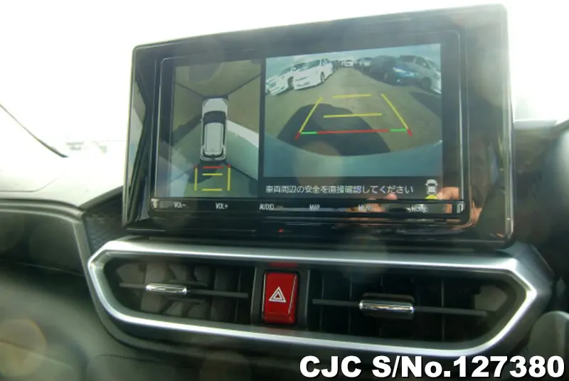 Toyota Raize in Pearl for Sale Image 17