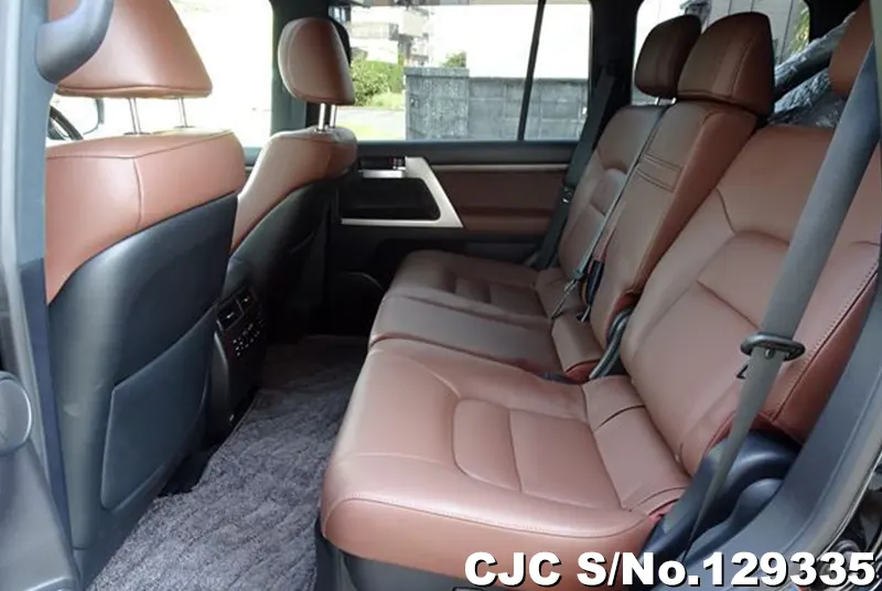 Toyota Land Cruiser in Black for Sale Image 8