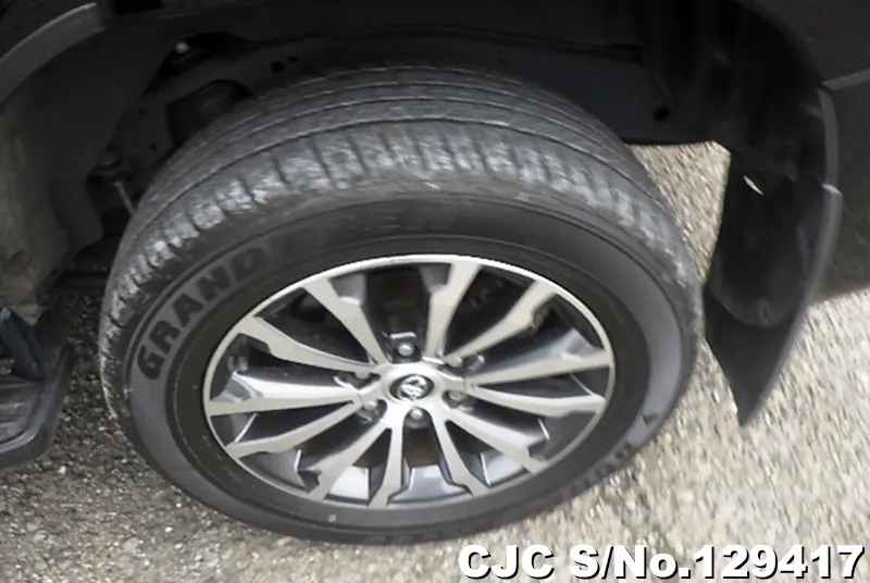 Toyota Land Cruiser Prado in Black for Sale Image 9