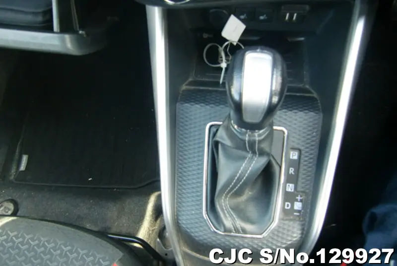 Toyota Raize in Blue for Sale Image 17