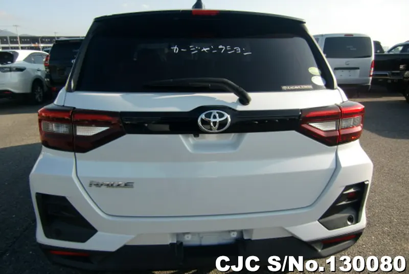 Toyota Raize in White for Sale Image 5