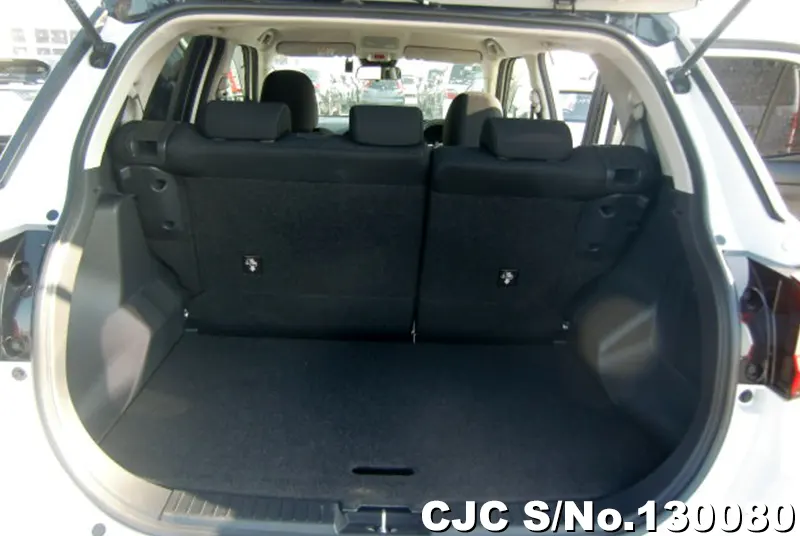 Toyota Raize in White for Sale Image 8