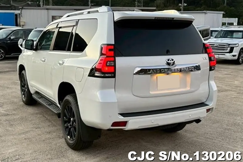 Toyota Land Cruiser Prado in White for Sale Image 1