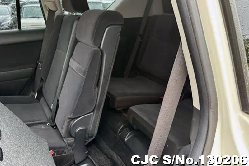 Toyota Land Cruiser Prado in White for Sale Image 11
