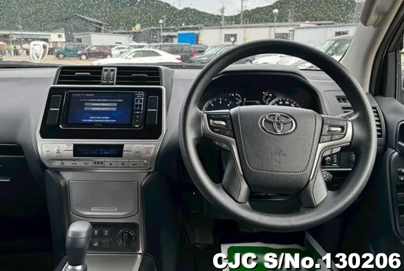 Toyota Land Cruiser Prado in White for Sale Image 13