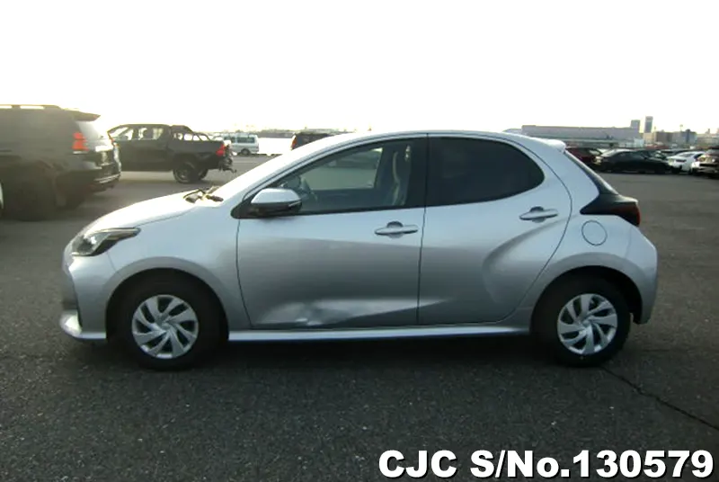 Toyota Yaris in Silver for Sale Image 7