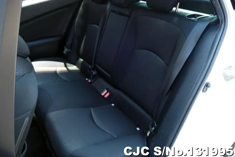 Toyota Prius in White for Sale Image 8