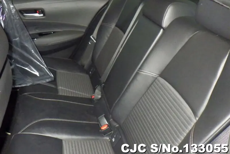 Toyota Corolla in Black for Sale Image 5