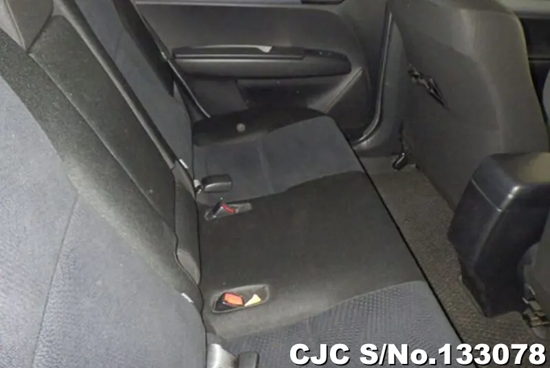 Toyota Corolla Fielder in Black for Sale Image 5