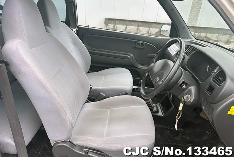 Daihatsu Move in White for Sale Image 9