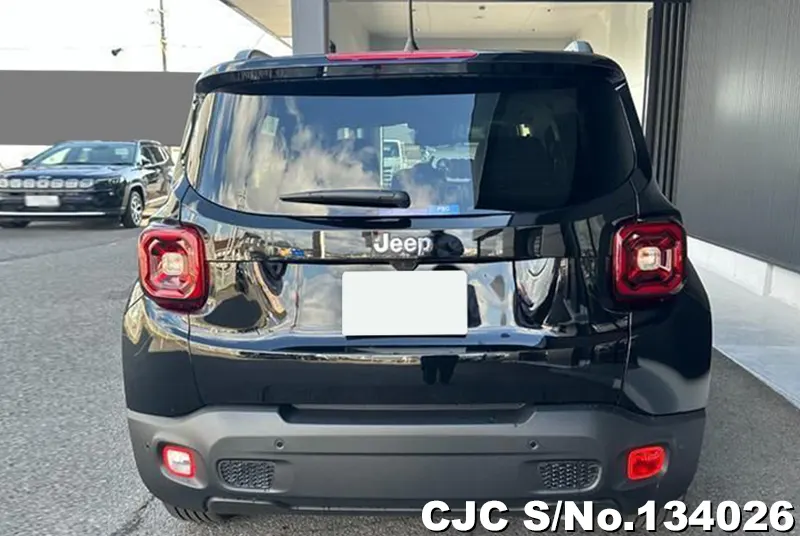 Jeep RENEGADE in Black for Sale Image 2