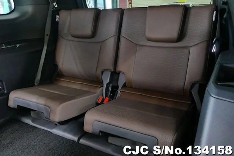 Toyota Land Cruiser 250 in Pearl for Sale Image 16
