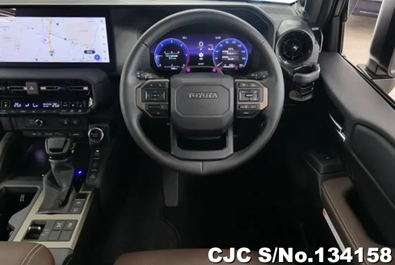 Toyota Land Cruiser 250 in Pearl for Sale Image 17