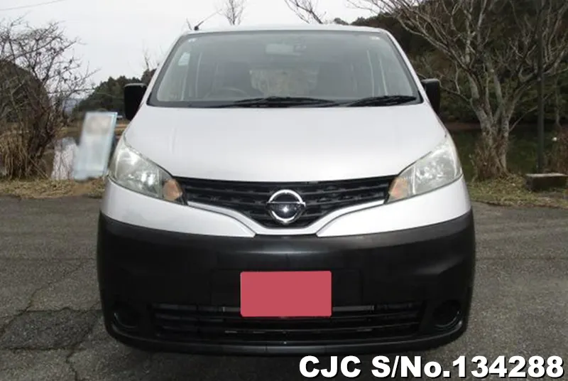 Nissan NV200 in Silver for Sale Image 4