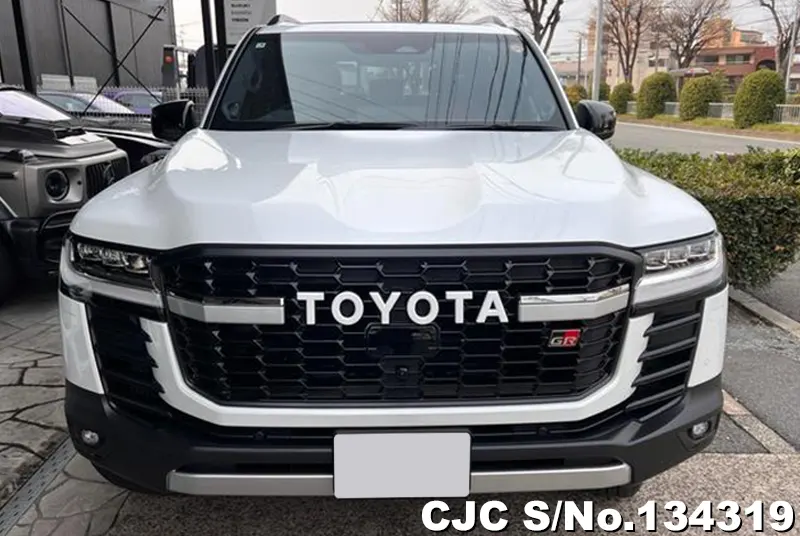 Toyota Land Cruiser in Pearl for Sale Image 4