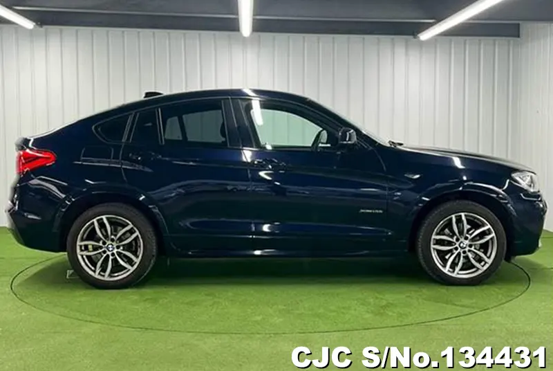 BMW X4 in Black for Sale Image 5