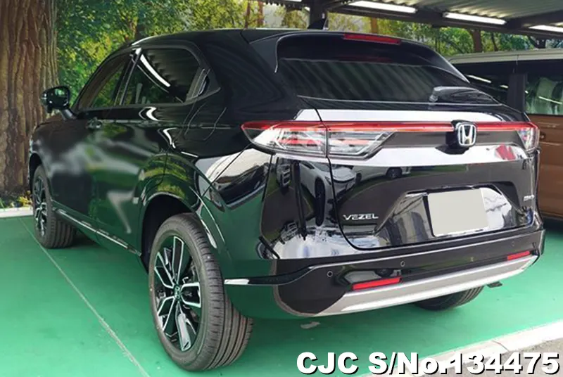 Honda Vezel in Black for Sale Image 1