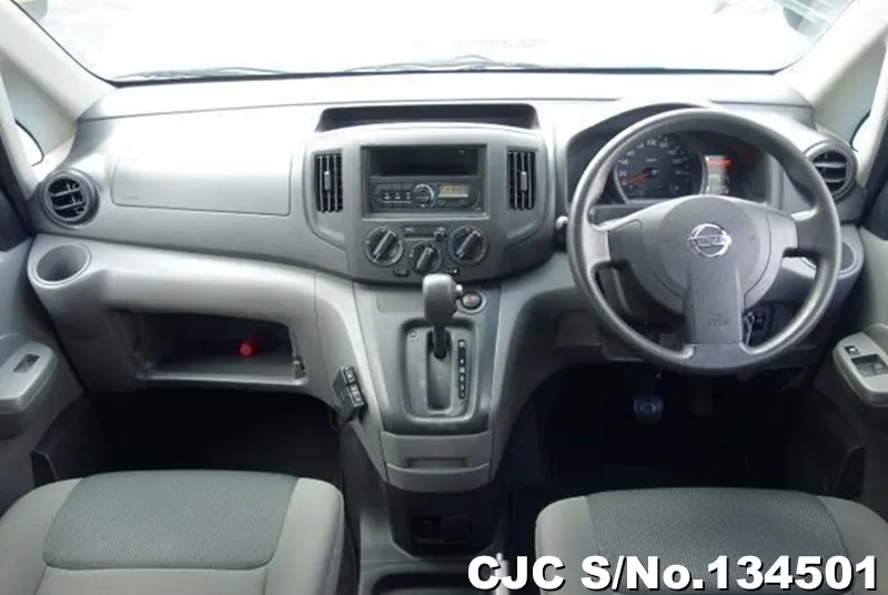 Nissan NV200 in Silver for Sale Image 5