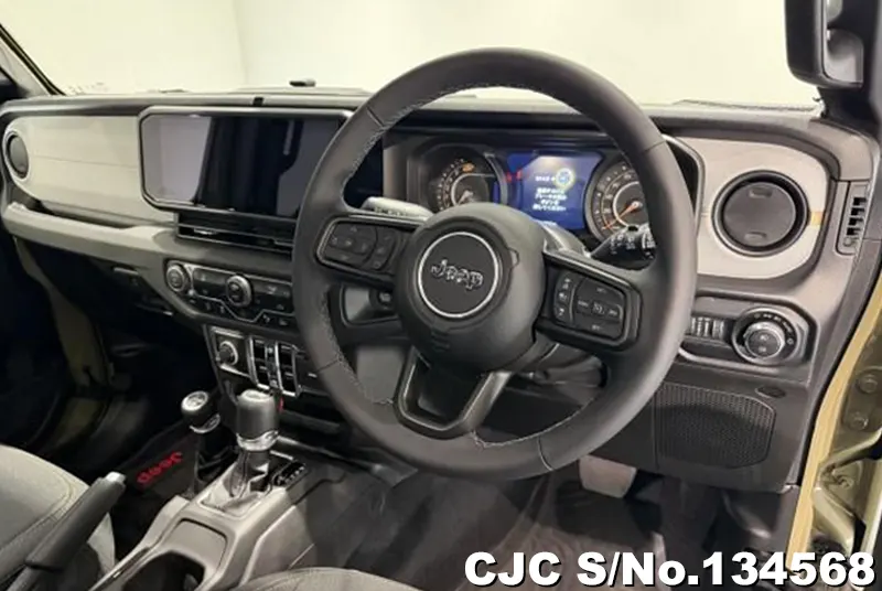 Jeep Wrangler in Green for Sale Image 4
