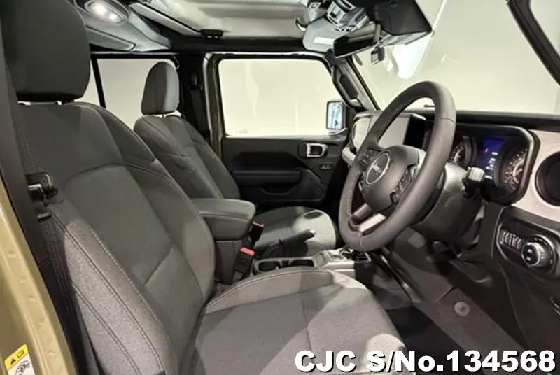 Jeep Wrangler in Green for Sale Image 5
