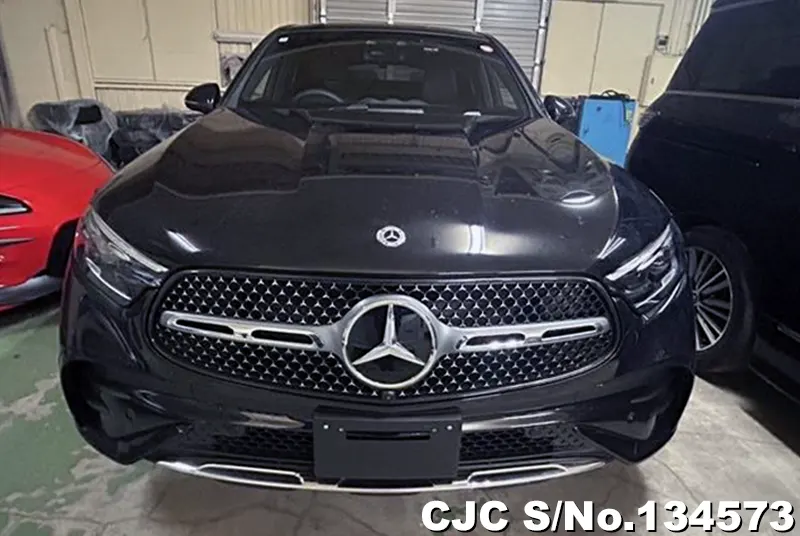 Mercedes Benz GLC Class in Black for Sale Image 3