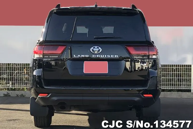 Toyota Land Cruiser in Black for Sale Image 2