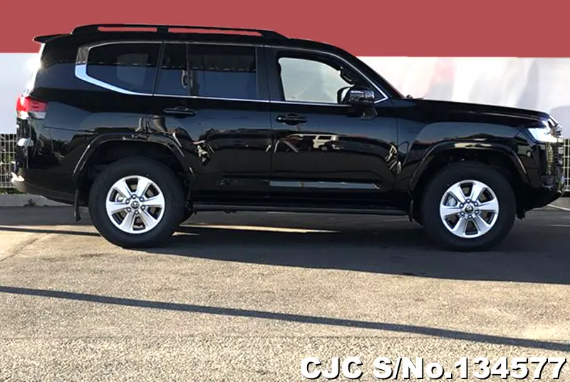 Toyota Land Cruiser in Black for Sale Image 3