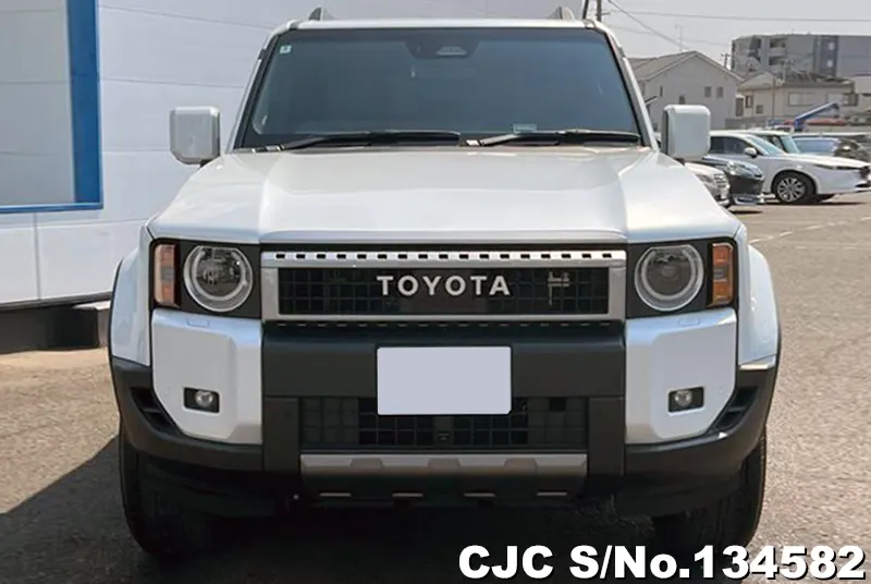 Toyota Land Cruiser 250 in Pearl for Sale Image 1
