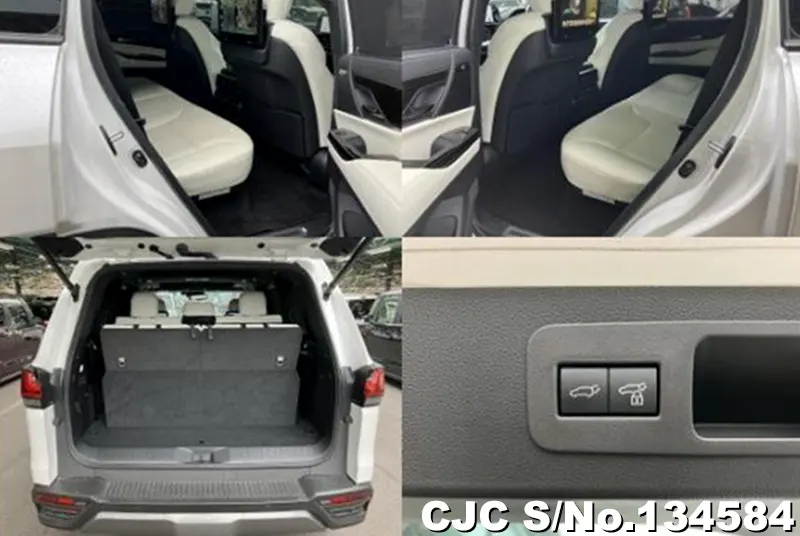 Lexus LX 600 in Pearl for Sale Image 5