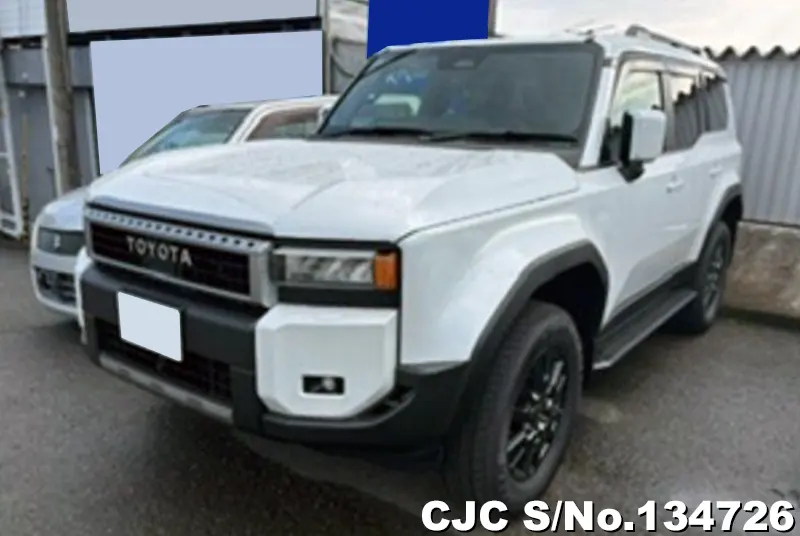 Toyota Land Cruiser 250 in Pearl for Sale Image 3