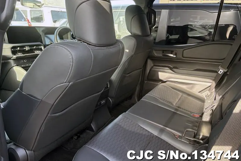 Toyota Land Cruiser 250 in Gray for Sale Image 8