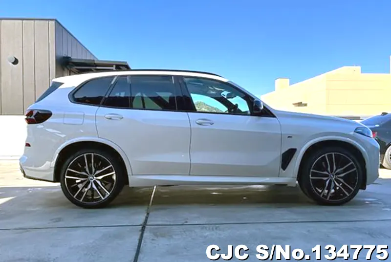 BMW X5 in White for Sale Image 5