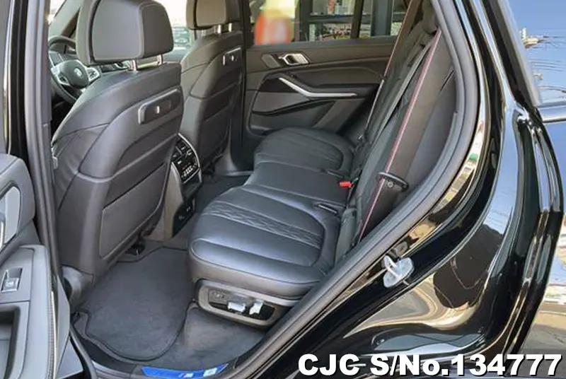 BMW X5 in Black for Sale Image 9