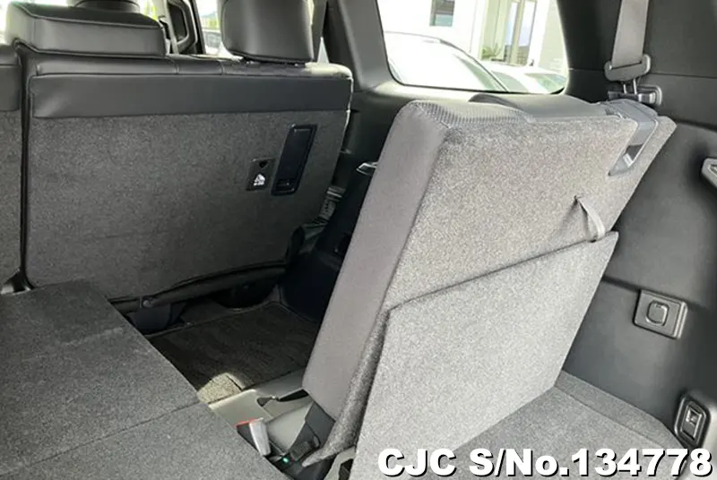 Toyota Land Cruiser 250 in Black for Sale Image 10