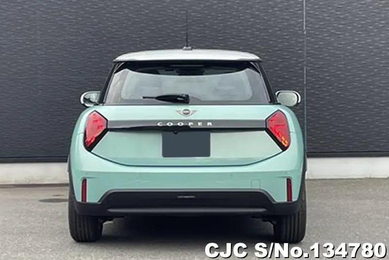 BMW Mini Cooper in Green for Sale Image 5