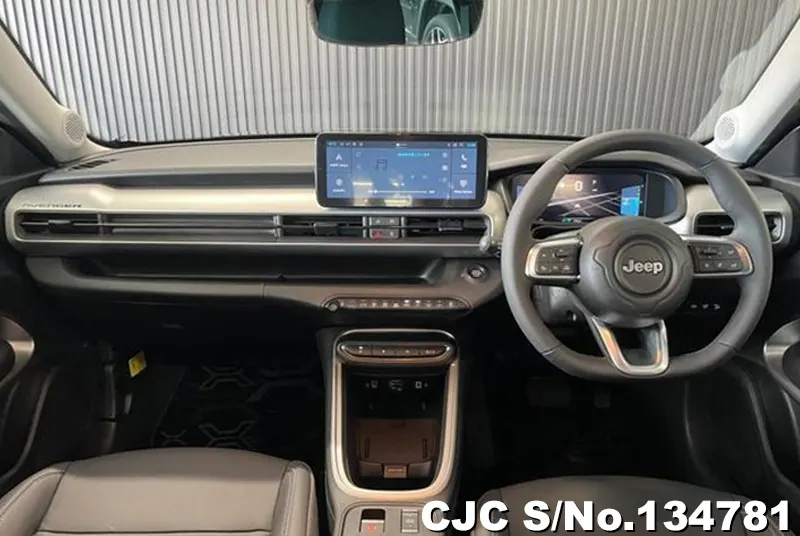 Chrysler Jeep Avenger in Black for Sale Image 5