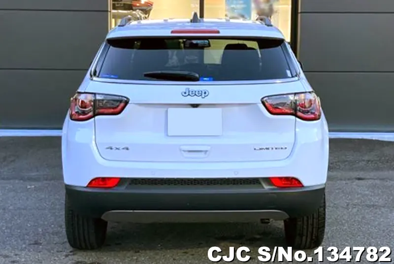 Chrysler Jeep Compass in White for Sale Image 2