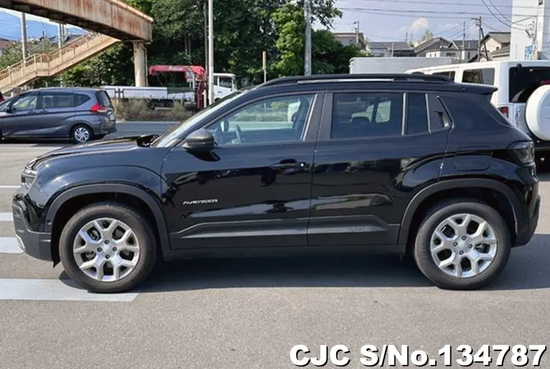 Chrysler Jeep Avenger in Black for Sale Image 5